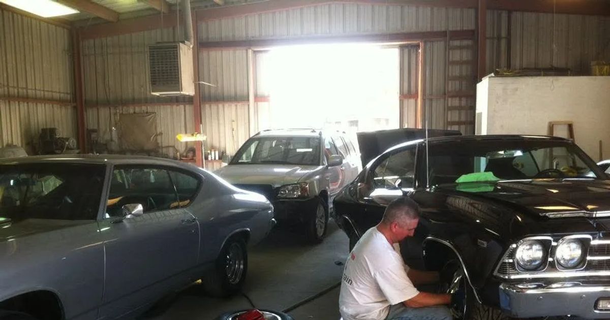 B and D Auto Restoration website